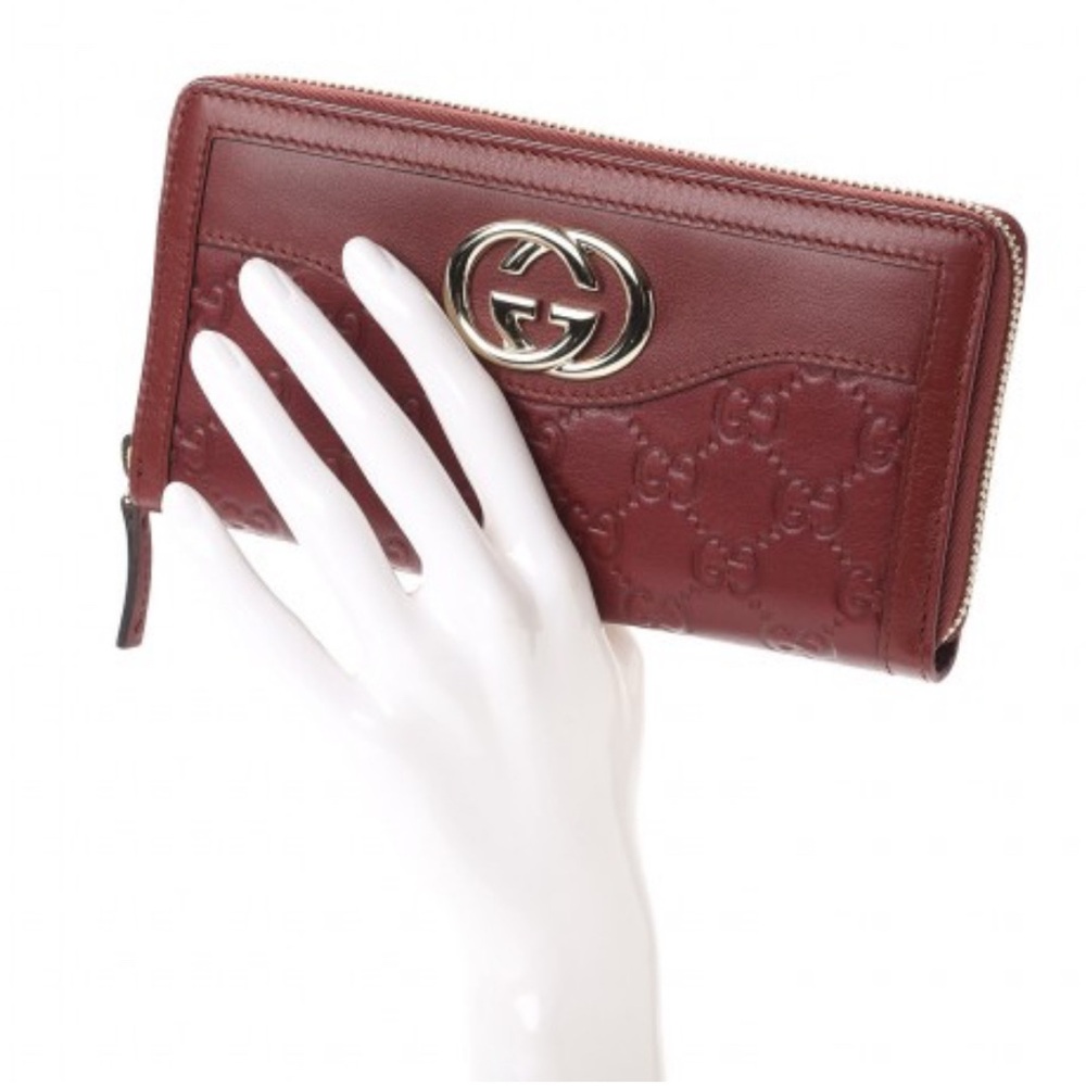 GUCCI Guccissima Sukey Zip Around Wallet Ox Blood